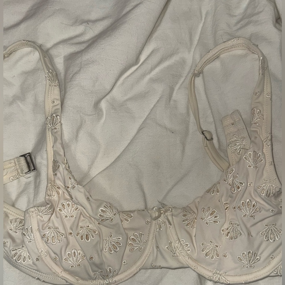 Wild fable underwire bikini top